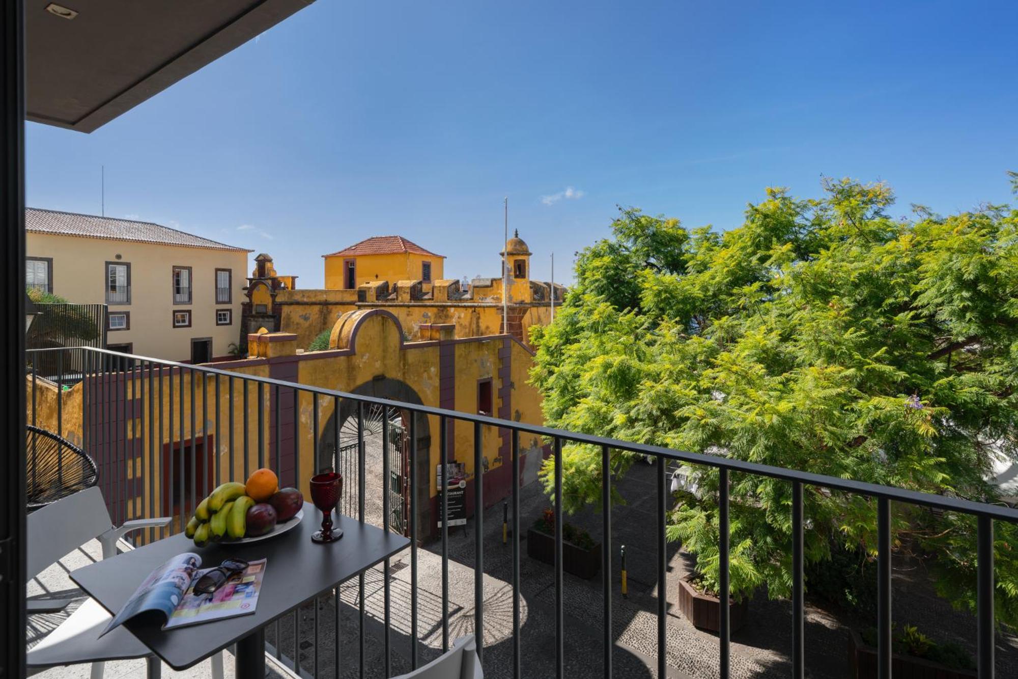 Fort Of Old Town Apartments By Ourmadeira フンシャル エクステリア 写真